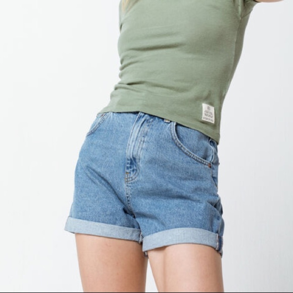 BDG Mom High-Rise Shorts